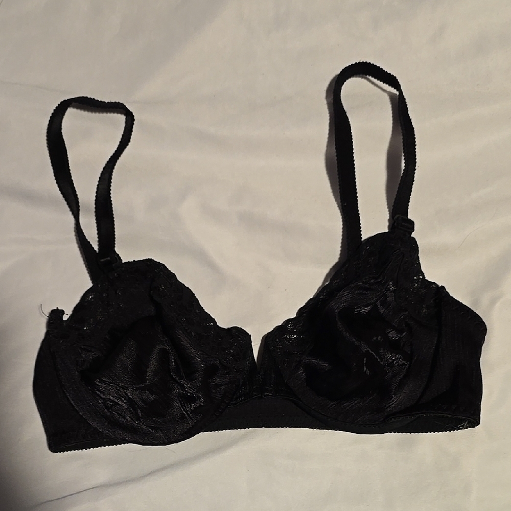 Warner's Black Lace Bra 34B